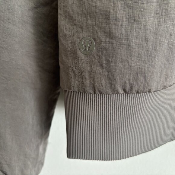 Lululemon Non-stop Bomber Reversible Jacket Olive / Taupe Medium - Large - Picture 6 of 14